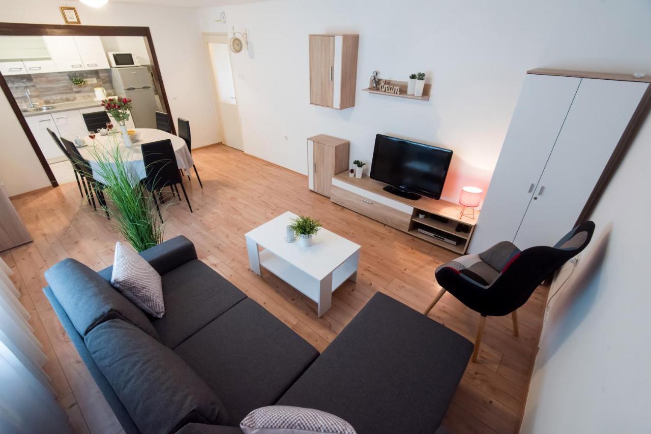 Apartment Luka Arbanasi ザダル エクステリア 写真