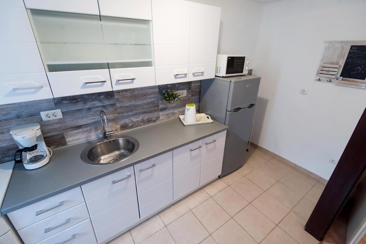 Apartment Luka Arbanasi ザダル エクステリア 写真